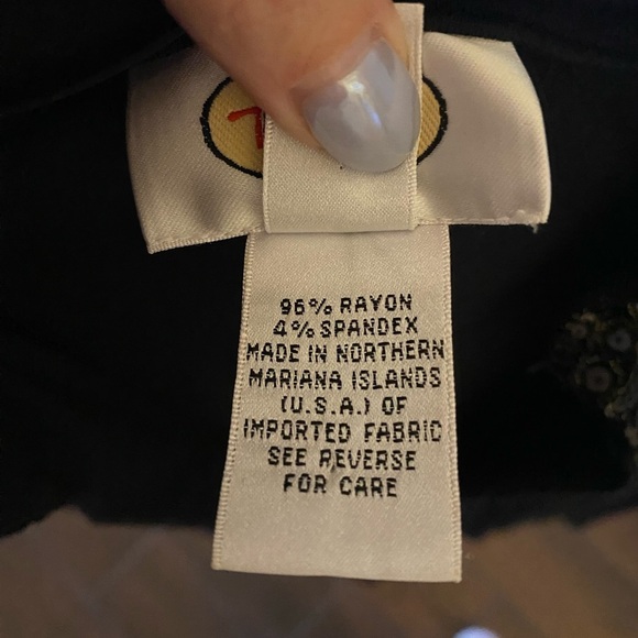 Talbots Womens Black Tunic Top Sequin Embroidered Split Neck Size Medium - Picture 4 of 6